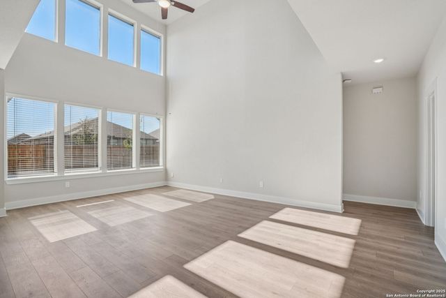 9322 Quail Crest Drive, Schertz, TX 78154