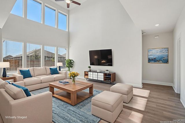 9322 Quail Crest Drive, Schertz, TX 78154