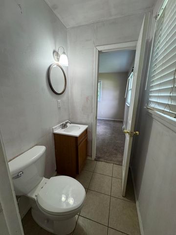 30396 Peavine Street, Dowagiac, MI 49047