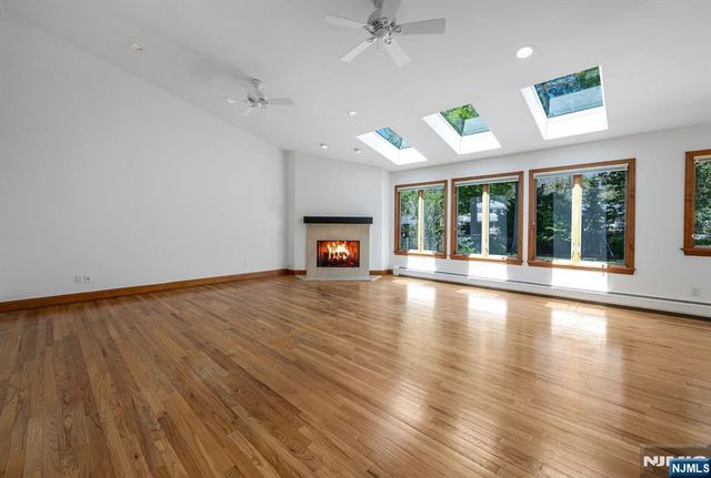 309 South Drive, Paramus, NJ 07652