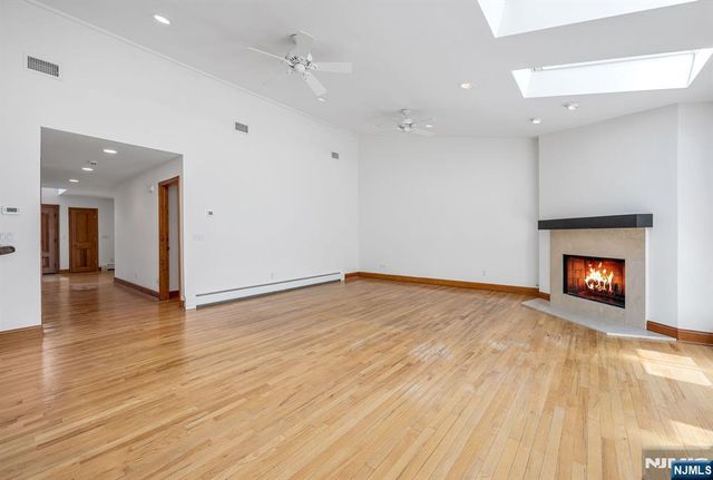 309 South Drive, Paramus, NJ 07652