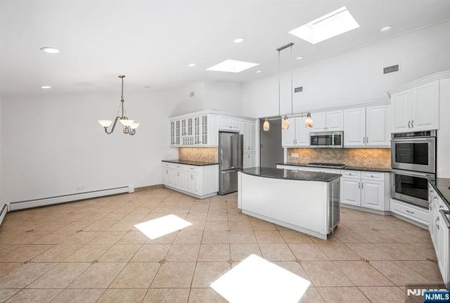 309 South Drive, Paramus, NJ 07652