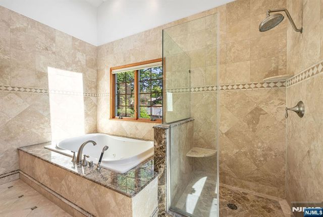 309 South Drive, Paramus, NJ 07652