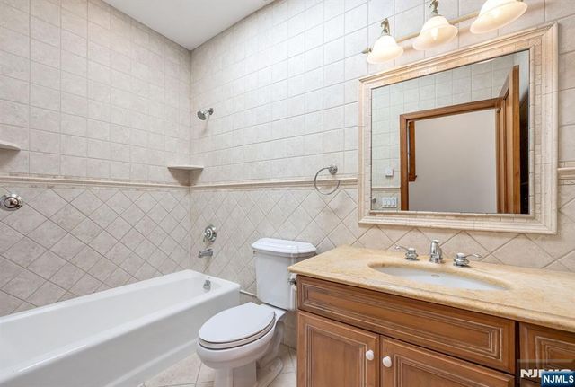 309 South Drive, Paramus, NJ 07652