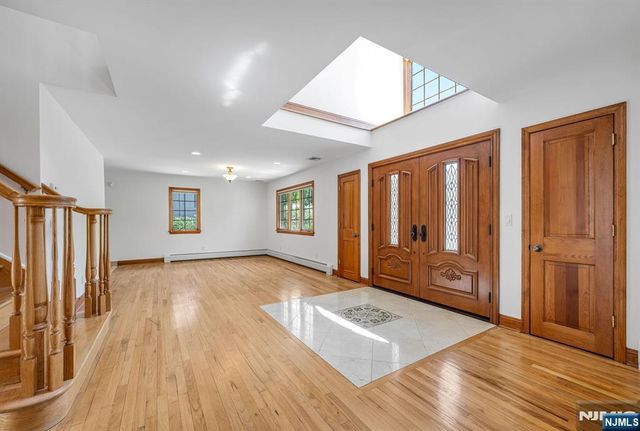 309 South Drive, Paramus, NJ 07652