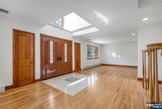 309 South Drive, Paramus, NJ 07652