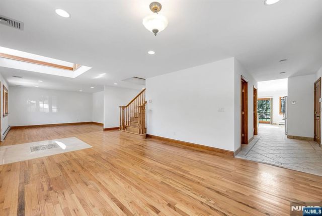 309 South Drive, Paramus, NJ 07652