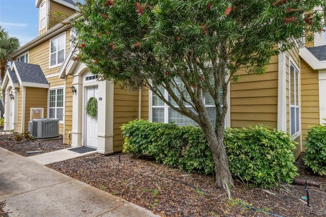 5511 ROSEHILL ROAD 203, Sarasota, FL 34233
