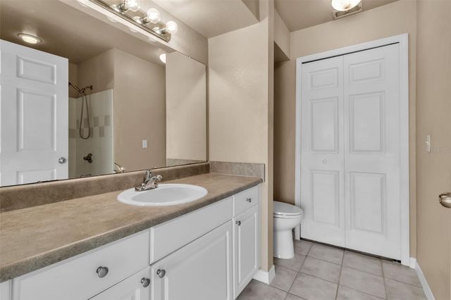 5511 ROSEHILL ROAD 203, Sarasota, FL 34233