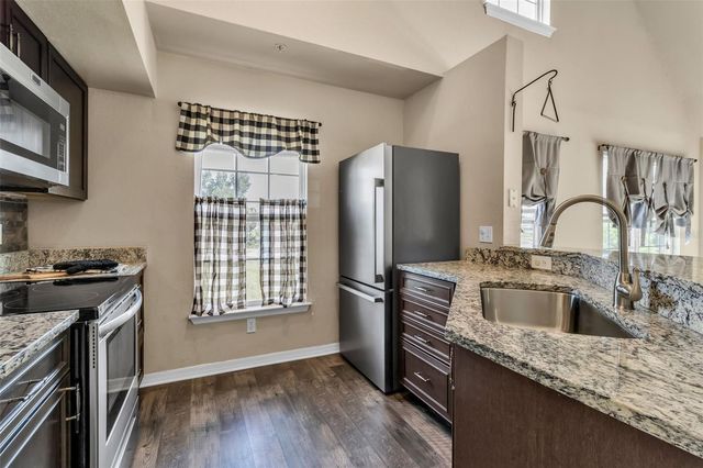 5511 ROSEHILL ROAD 203, Sarasota, FL 34233