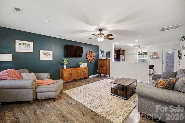 3874 Streamside Drive, Gastonia, NC 28056