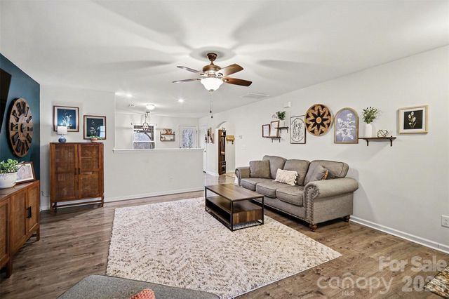 3874 Streamside Drive, Gastonia, NC 28056