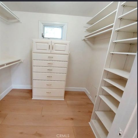 16545 Park Lane CIR, Los Angeles, CA 90049