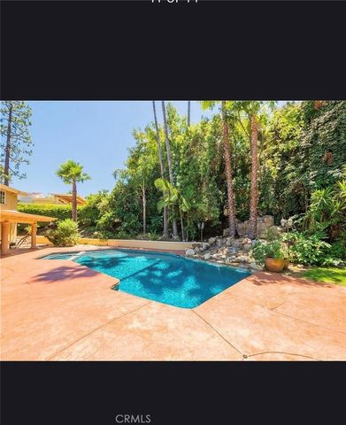 16545 Park Lane CIR, Los Angeles, CA 90049