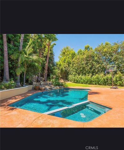 16545 Park Lane CIR, Los Angeles, CA 90049