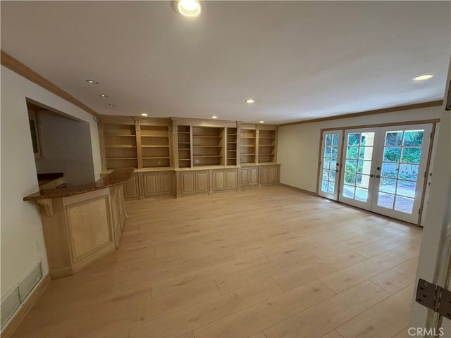 16545 Park Lane CIR, Los Angeles, CA 90049