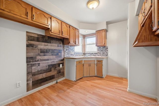 9193 Rutherford Street, Detroit, MI 48228