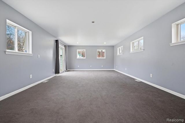 9193 Rutherford Street, Detroit, MI 48228