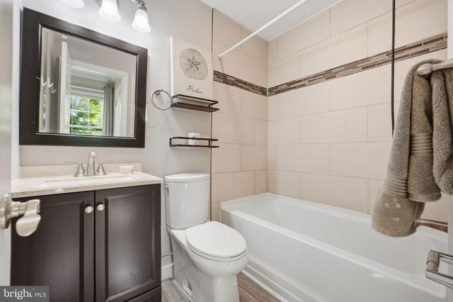 7402 COLTON LN, Manassas, VA 20109