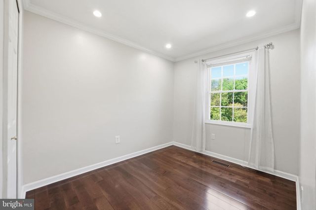 7402 COLTON LN, Manassas, VA 20109