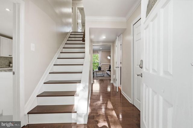 7402 COLTON LN, Manassas, VA 20109