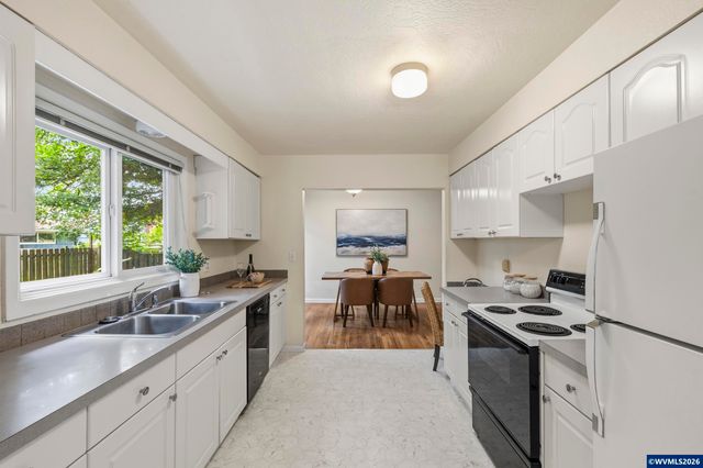 755 Vista Av SE, Salem, OR 97302