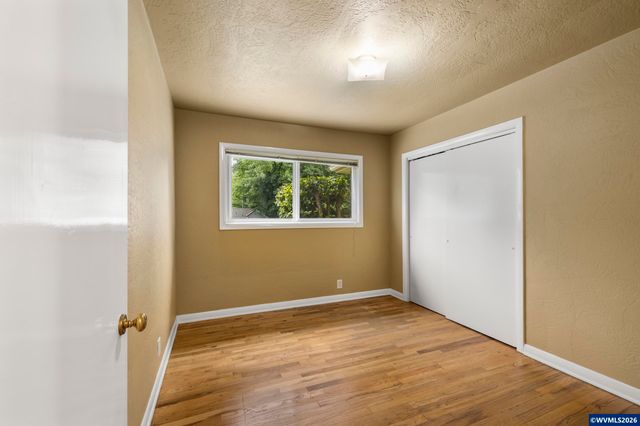 755 Vista Av SE, Salem, OR 97302