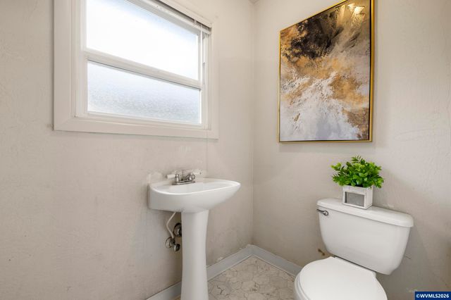 755 Vista Av SE, Salem, OR 97302