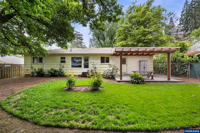 755 Vista Av SE, Salem, OR 97302