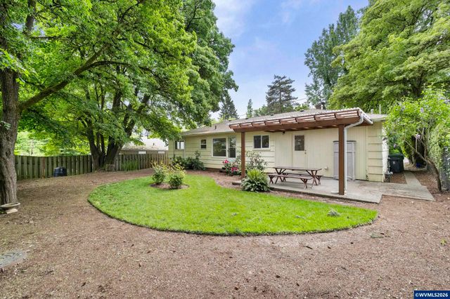 755 Vista Av SE, Salem, OR 97302