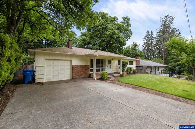 755 Vista Av SE, Salem, OR 97302