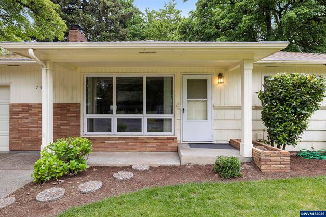755 Vista Av SE, Salem, OR 97302
