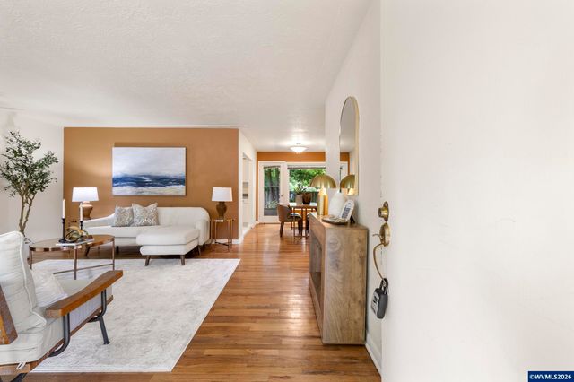 755 Vista Av SE, Salem, OR 97302