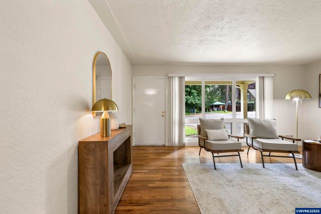 755 Vista Av SE, Salem, OR 97302
