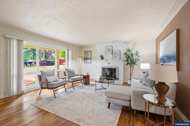 755 Vista Av SE, Salem, OR 97302
