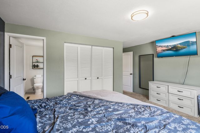 155 Westwood Drive, Grants Pass, OR 97527