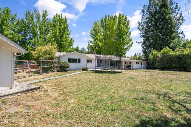 155 Westwood Drive, Grants Pass, OR 97527