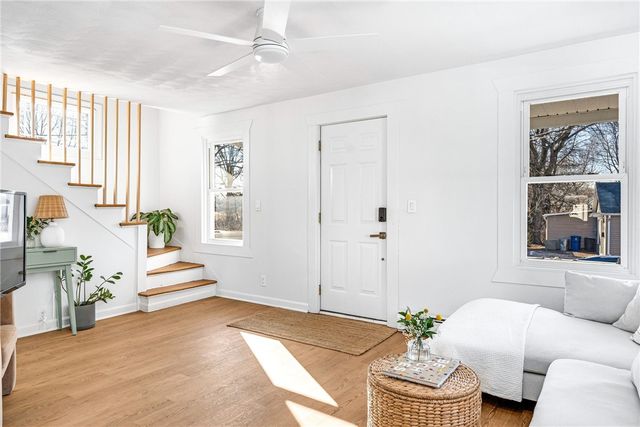 34 Read Avenue, Barrington, RI 02806
