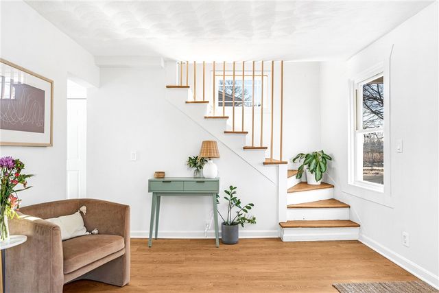 34 Read Avenue, Barrington, RI 02806