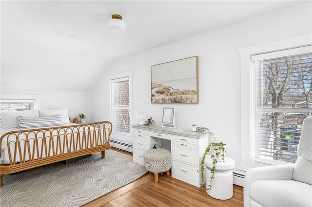 34 Read Avenue, Barrington, RI 02806