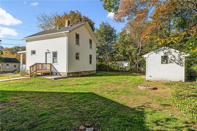 34 Read Avenue, Barrington, RI 02806