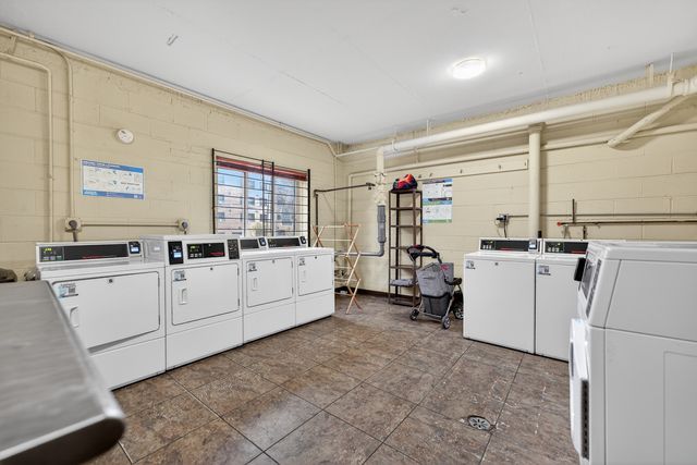 835 Ridge Avenue 507, Evanston, IL 60202