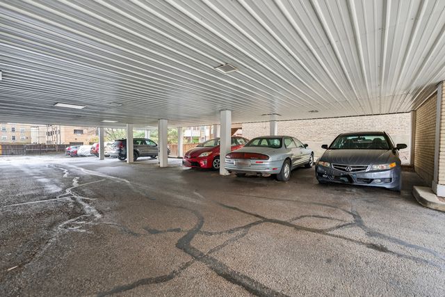 835 Ridge Avenue 507, Evanston, IL 60202