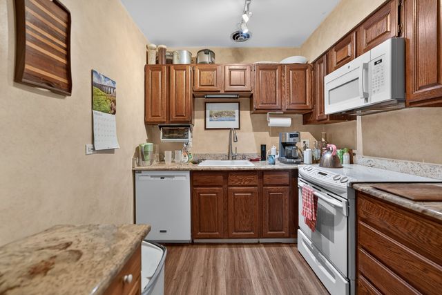 835 Ridge Avenue 507, Evanston, IL 60202