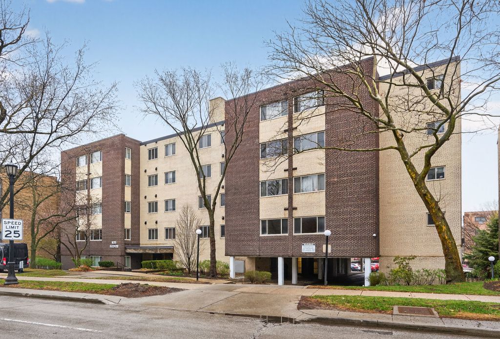 835 Ridge Avenue 507, Evanston, IL 60202
