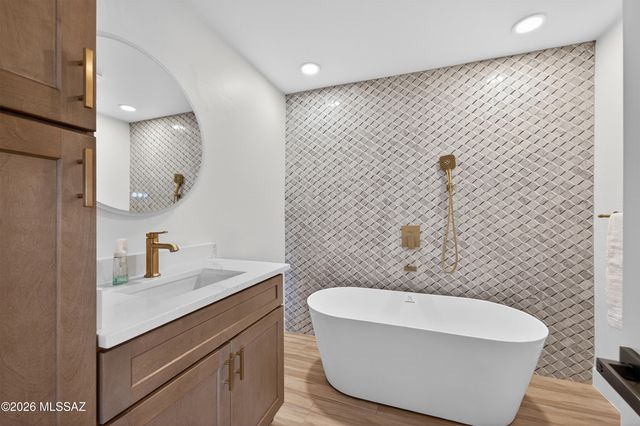 3681 W Potvin Lane, Tucson, AZ 85742