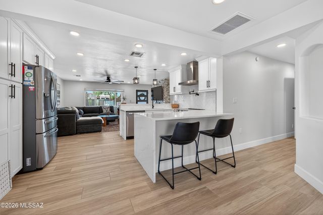 3681 W Potvin Lane, Tucson, AZ 85742