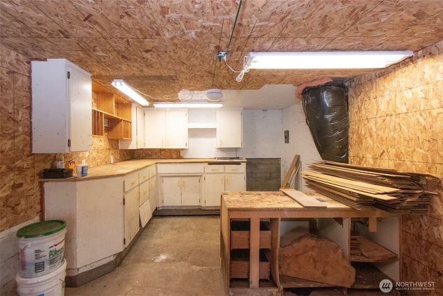 3951 S TYLER Road, Port Angeles, WA 98363