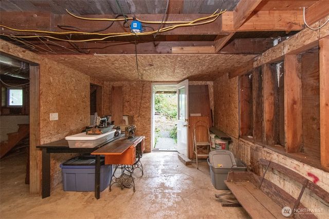 3951 S TYLER Road, Port Angeles, WA 98363