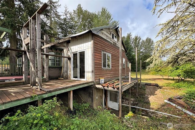 3951 S TYLER Road, Port Angeles, WA 98363